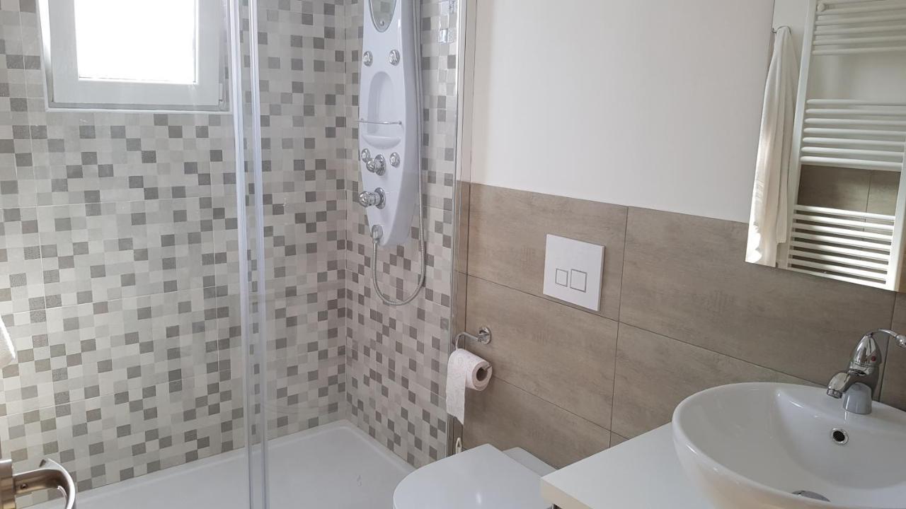 Un Passo Dal Mare 5*